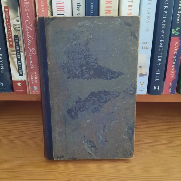 Bonnet and Shawl by Philip Guedalla (1928) - Picture 2 of 5